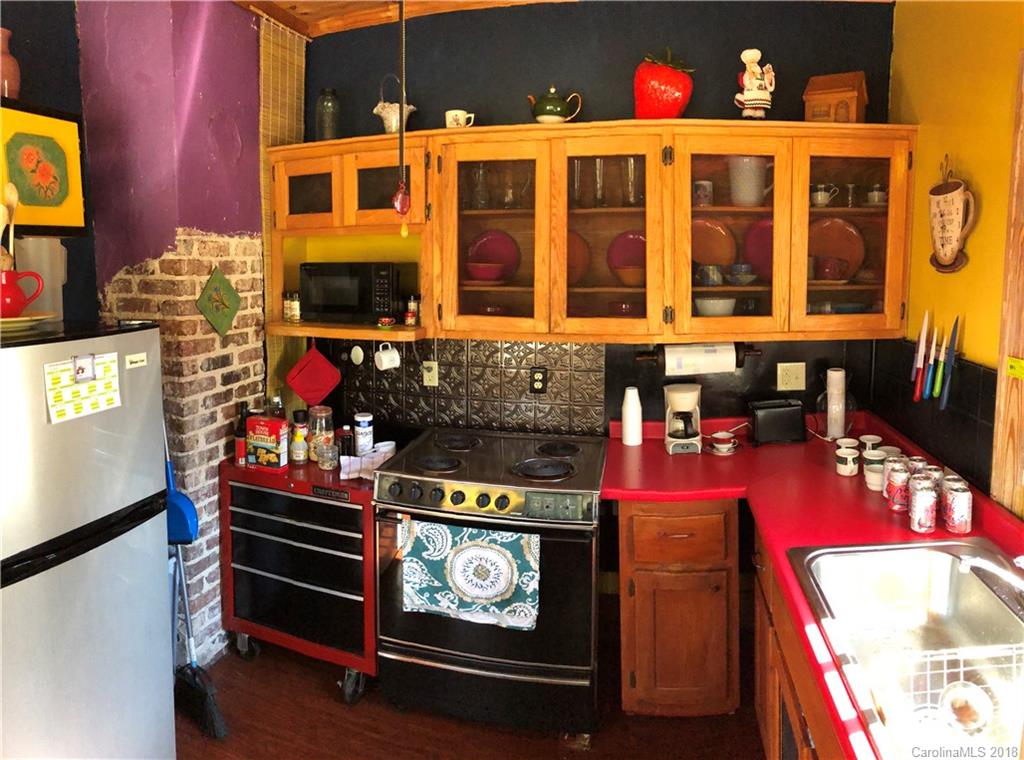 8 Nebraska Street Asheville NC 28806