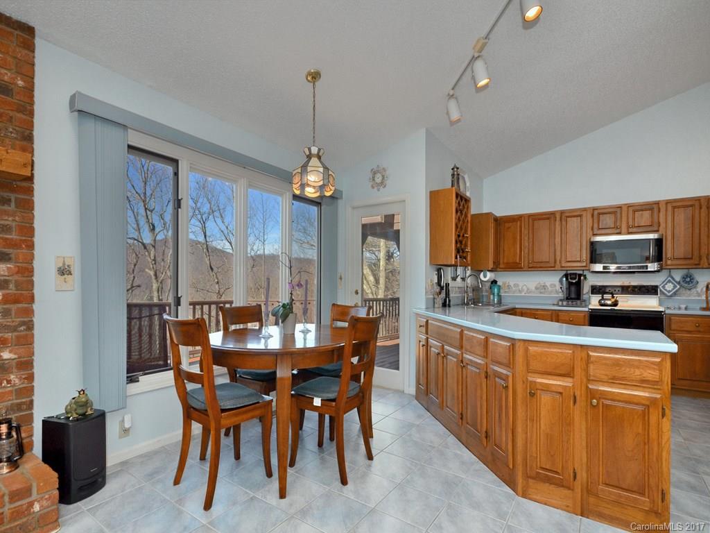 320 Mountain Laurel Asheville NC 28805