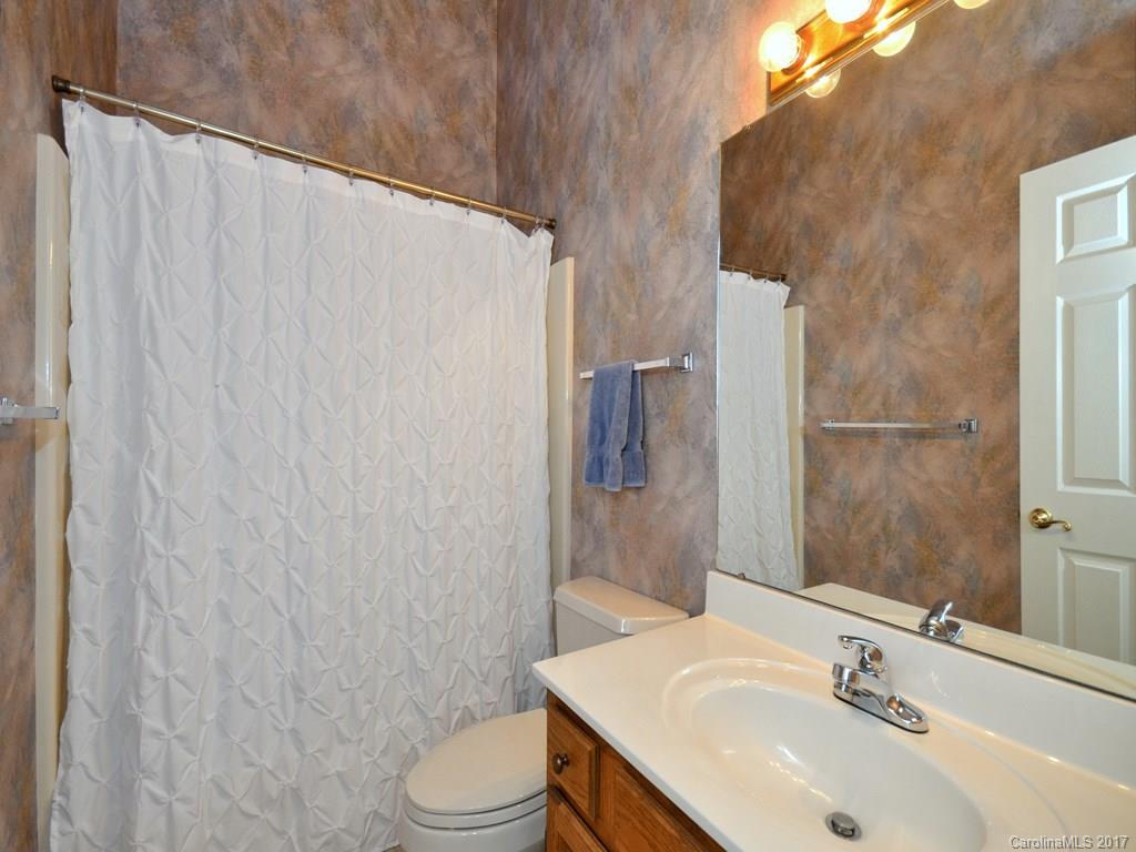 320 Mountain Laurel Asheville NC 28805