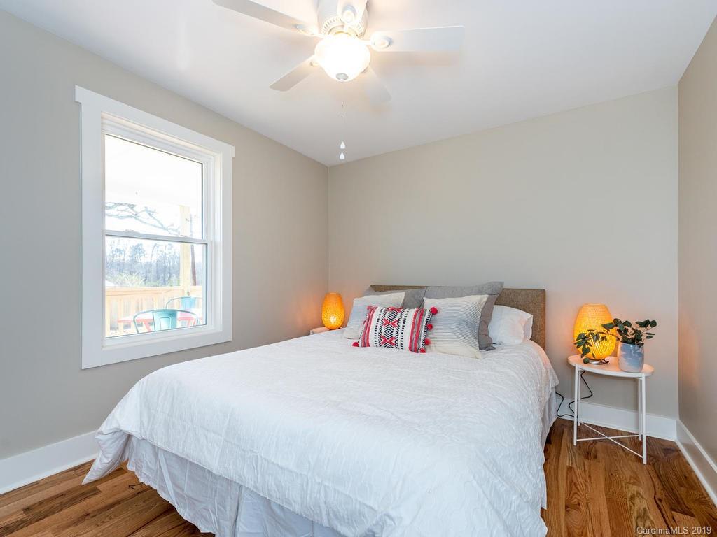15 Lena Lane Asheville NC 28806