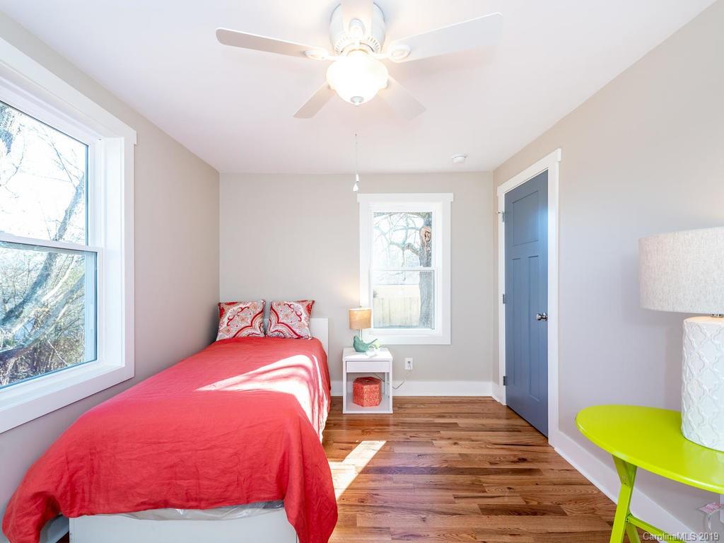 15 Lena Lane Asheville NC 28806