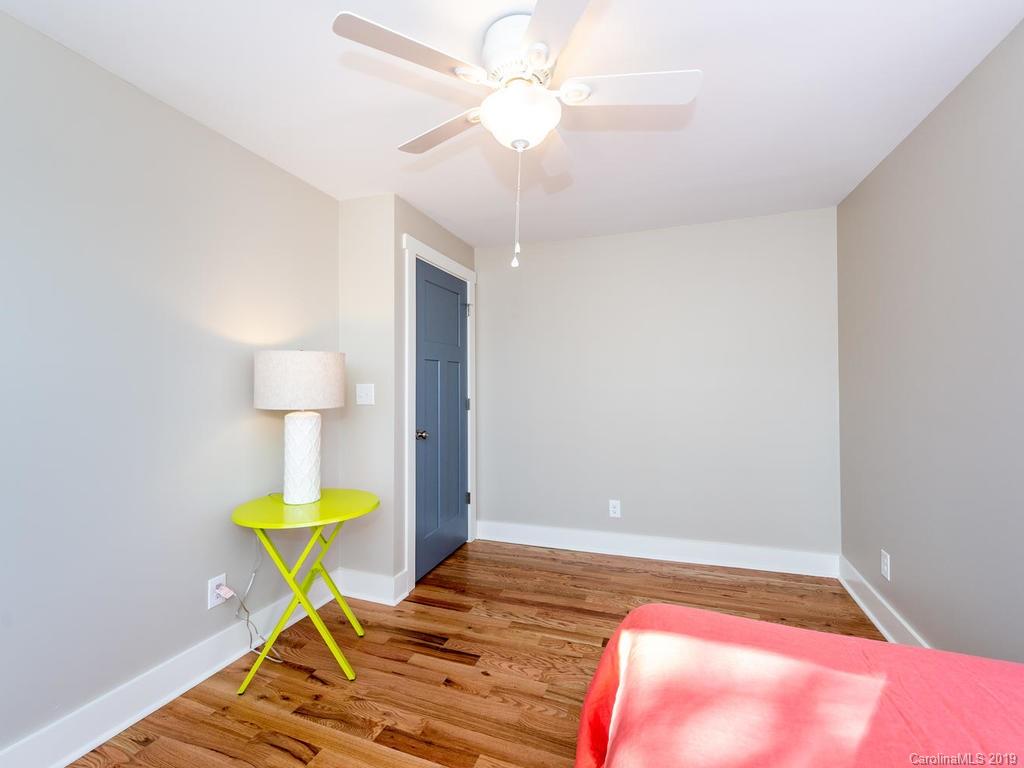 15 Lena Lane Asheville NC 28806