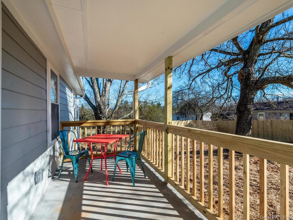 15 Lena Lane Asheville NC 28806