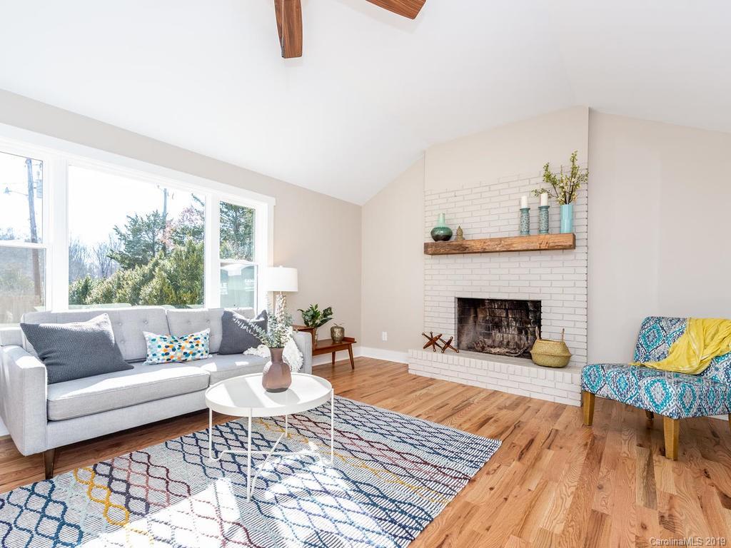15 Lena Lane Asheville NC 28806