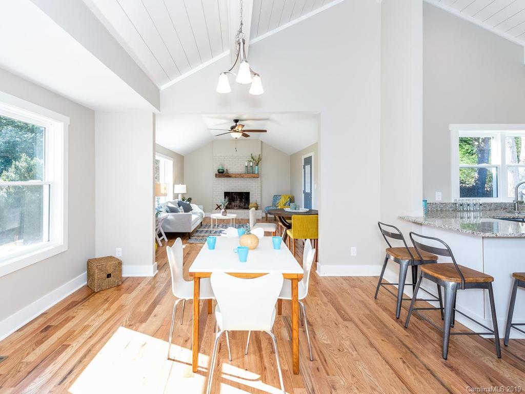 15 Lena Lane Asheville NC 28806