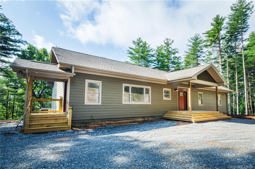124 Wildwood Way Lake Toxaway NC 28747