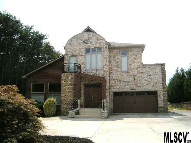 4509 18th Street Lane Ne Hickory NC 28601
