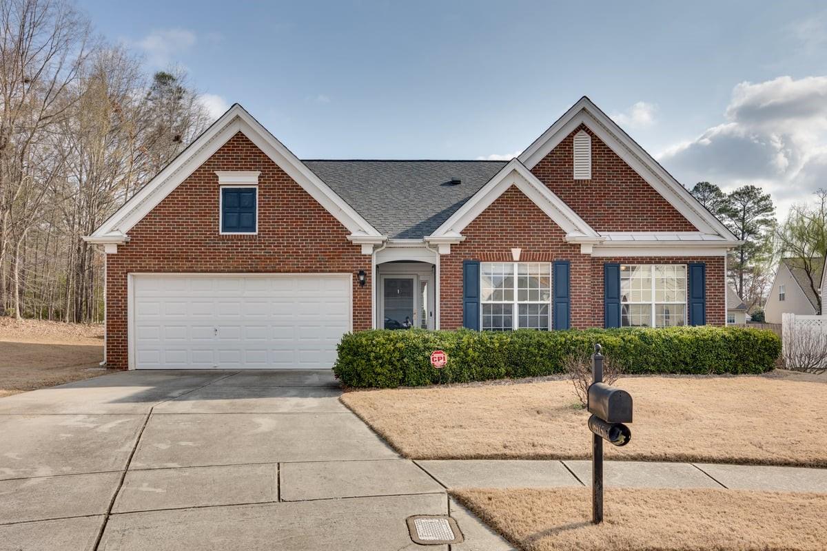 8915 Heron Glen Drive Charlotte NC 28269