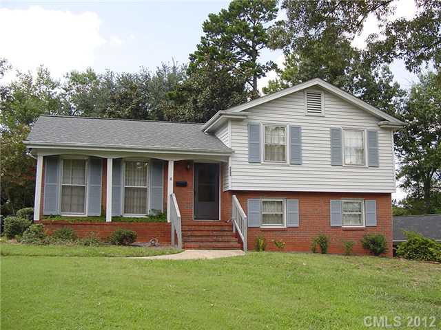 4908 Fairheath Road Charlotte NC 28210