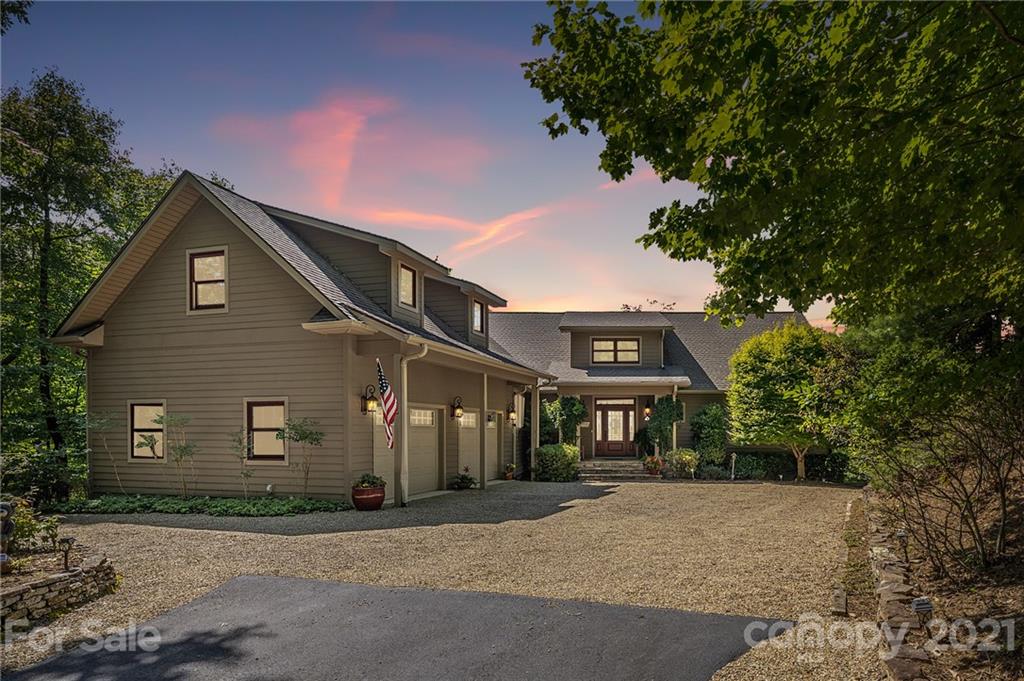 102 Tlvdatsi Drive Brevard NC 28712