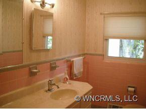 23 Meadowview Road Asheville NC 28804