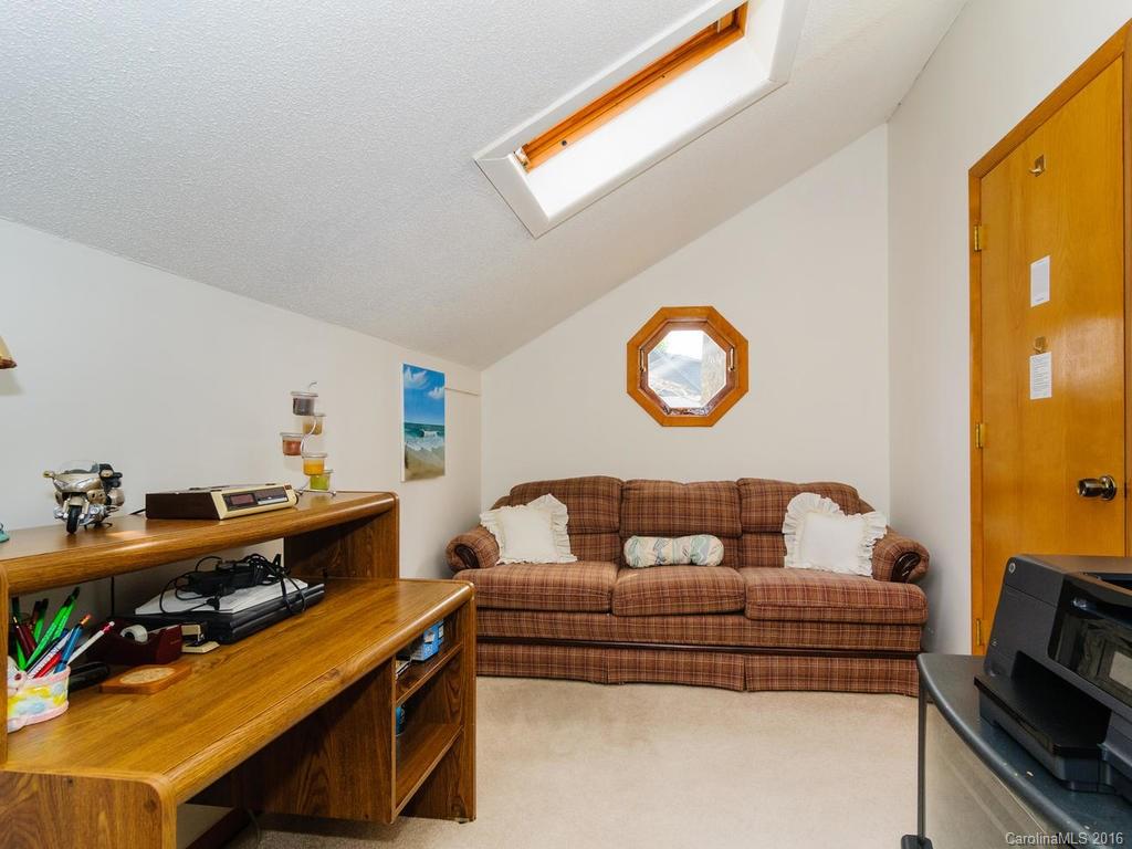 14 Oakwood Road Candler NC 28715