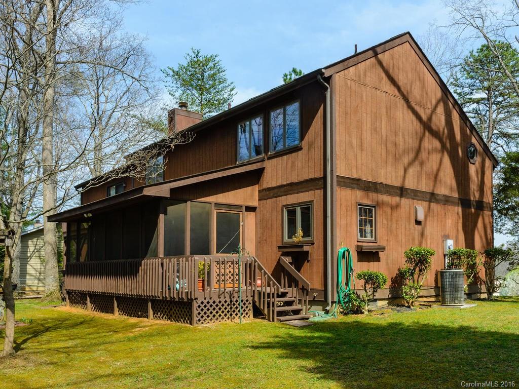 14 Oakwood Road Candler NC 28715