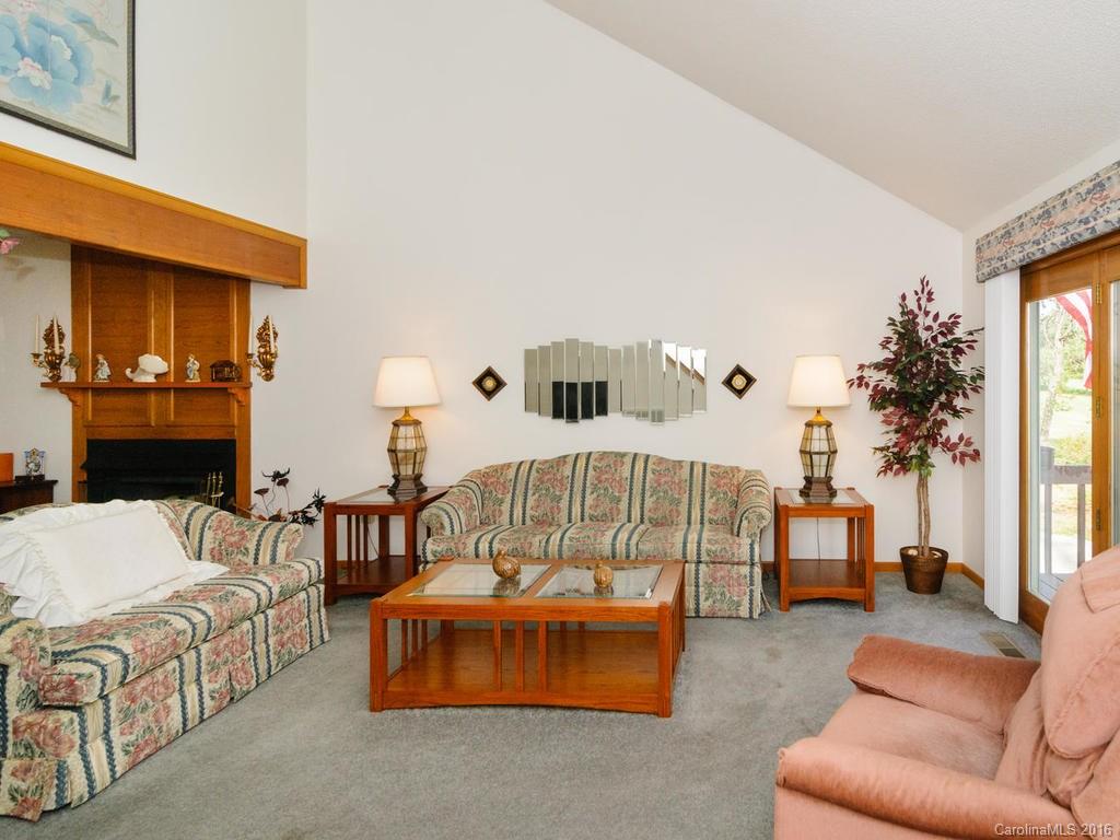 14 Oakwood Road Candler NC 28715