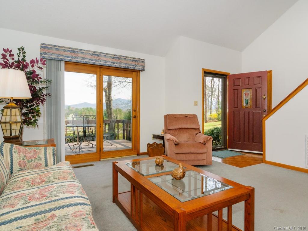 14 Oakwood Road Candler NC 28715