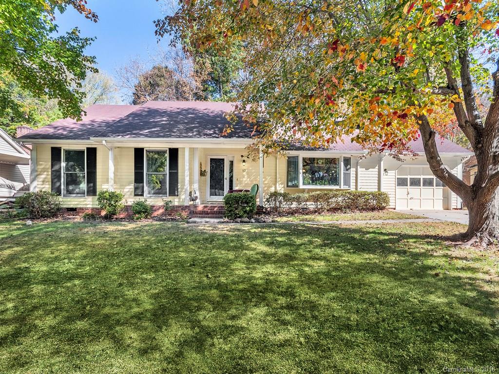 13 Marlwood Court Asheville NC 28804