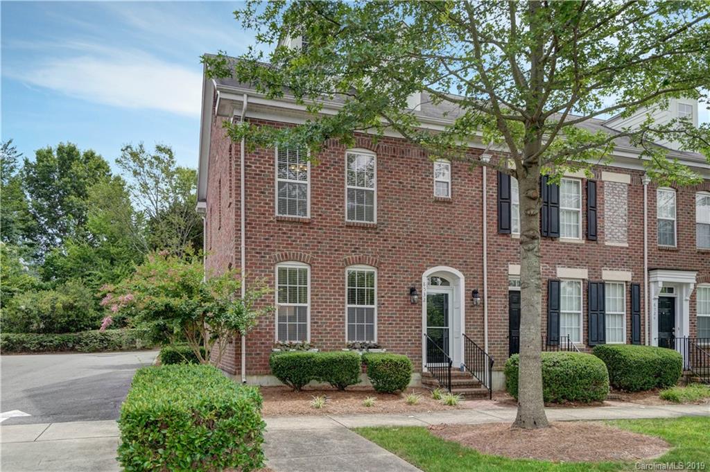 8532 Beaver Creek Drive Charlotte NC 28269