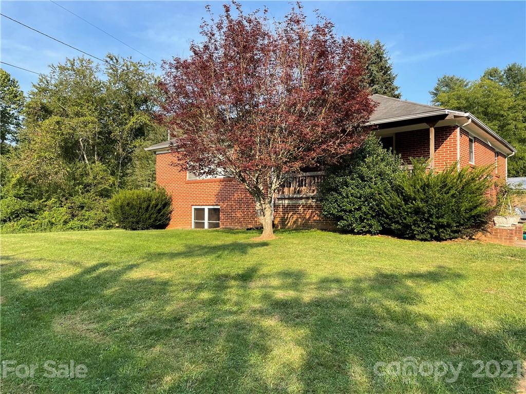 13 Brankris Drive Waynesville NC 28786