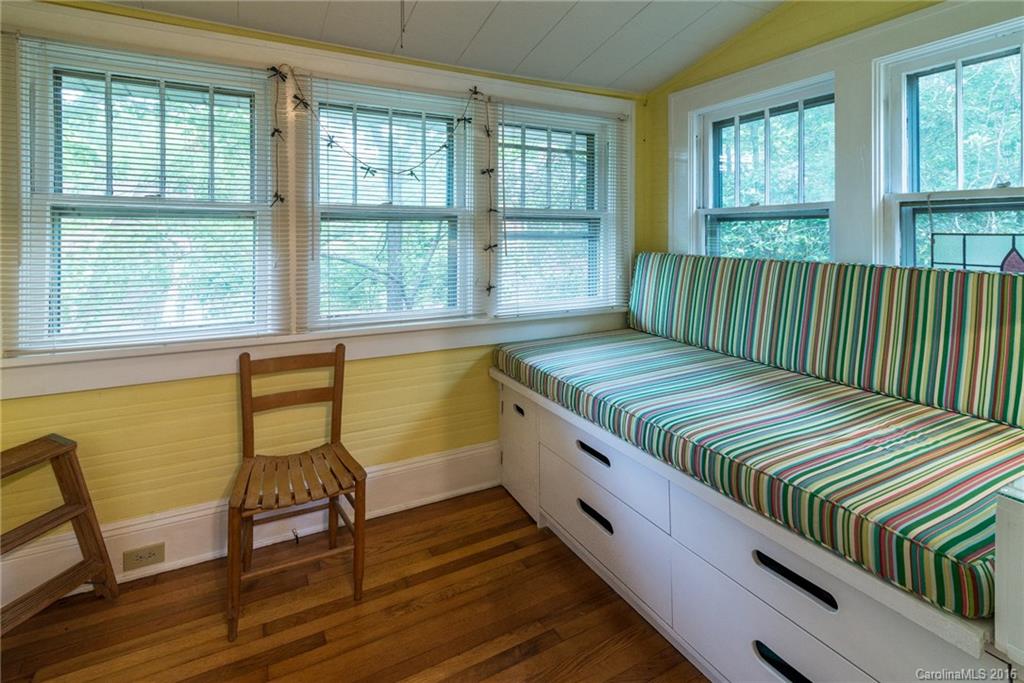 25 Buckingham Court Asheville NC 28803