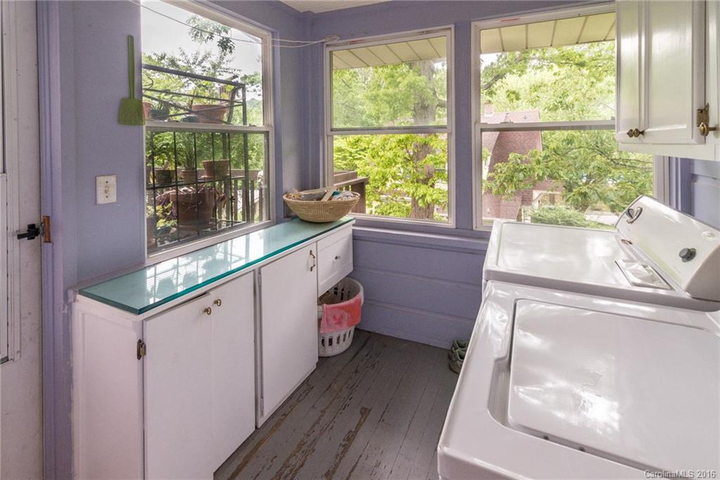 25 Buckingham Court Asheville NC 28803