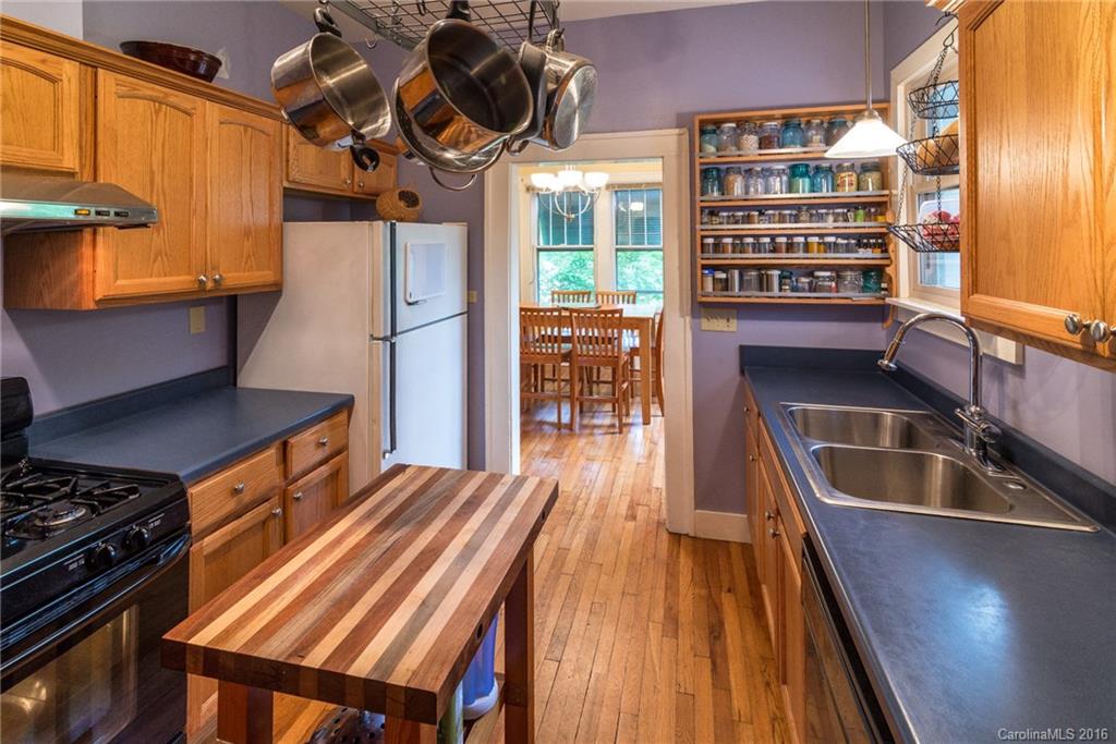 25 Buckingham Court Asheville NC 28803