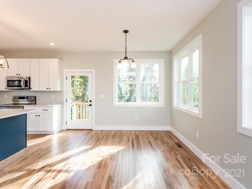 48 Clinton Avenue Asheville NC 28806
