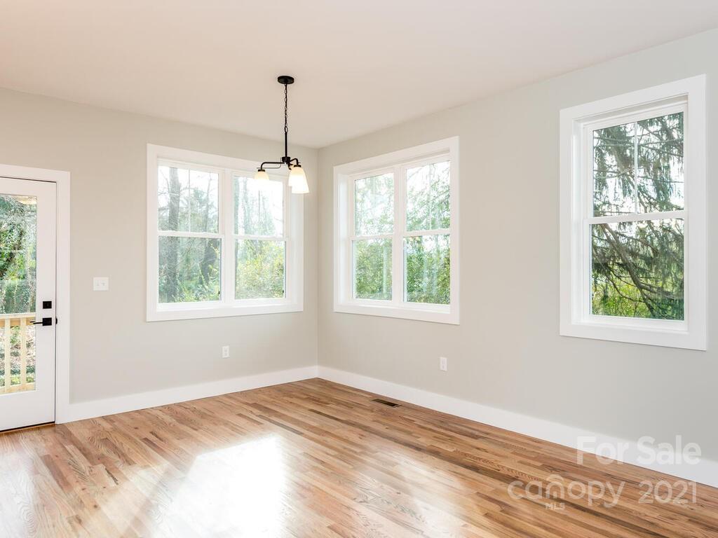 48 Clinton Avenue Asheville NC 28806