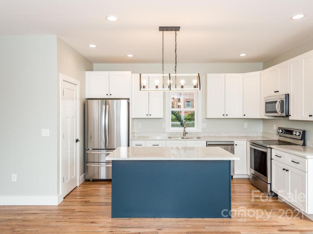 48 Clinton Avenue Asheville NC 28806