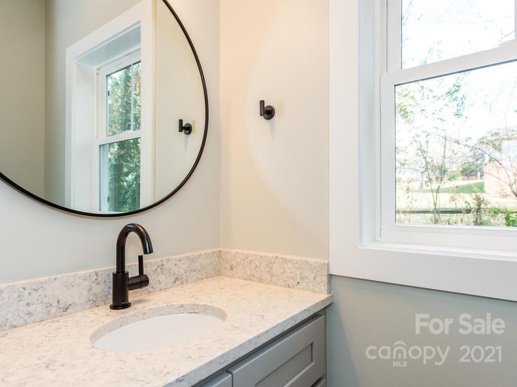 48 Clinton Avenue Asheville NC 28806