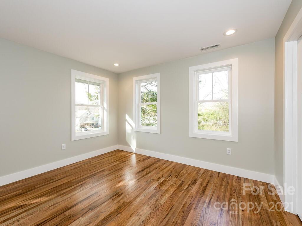 48 Clinton Avenue Asheville NC 28806