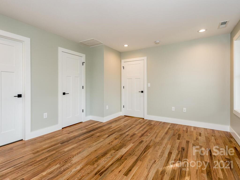 48 Clinton Avenue Asheville NC 28806