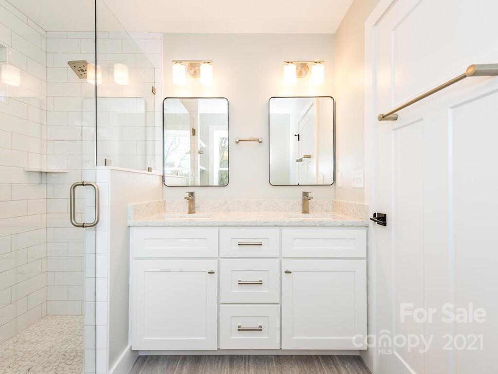 48 Clinton Avenue Asheville NC 28806