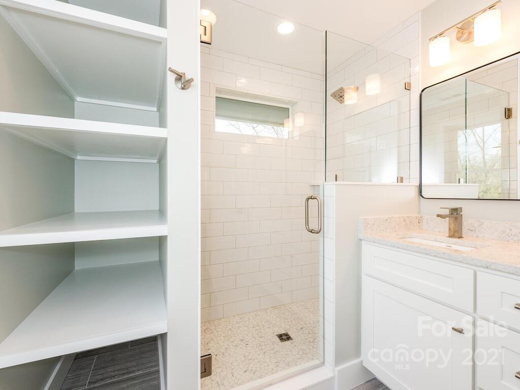 48 Clinton Avenue Asheville NC 28806