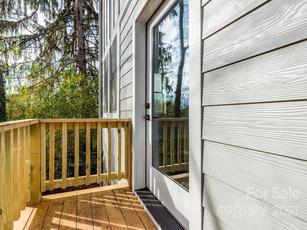 48 Clinton Avenue Asheville NC 28806