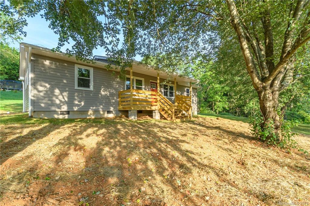 71 Cole Road Leicester NC 28748