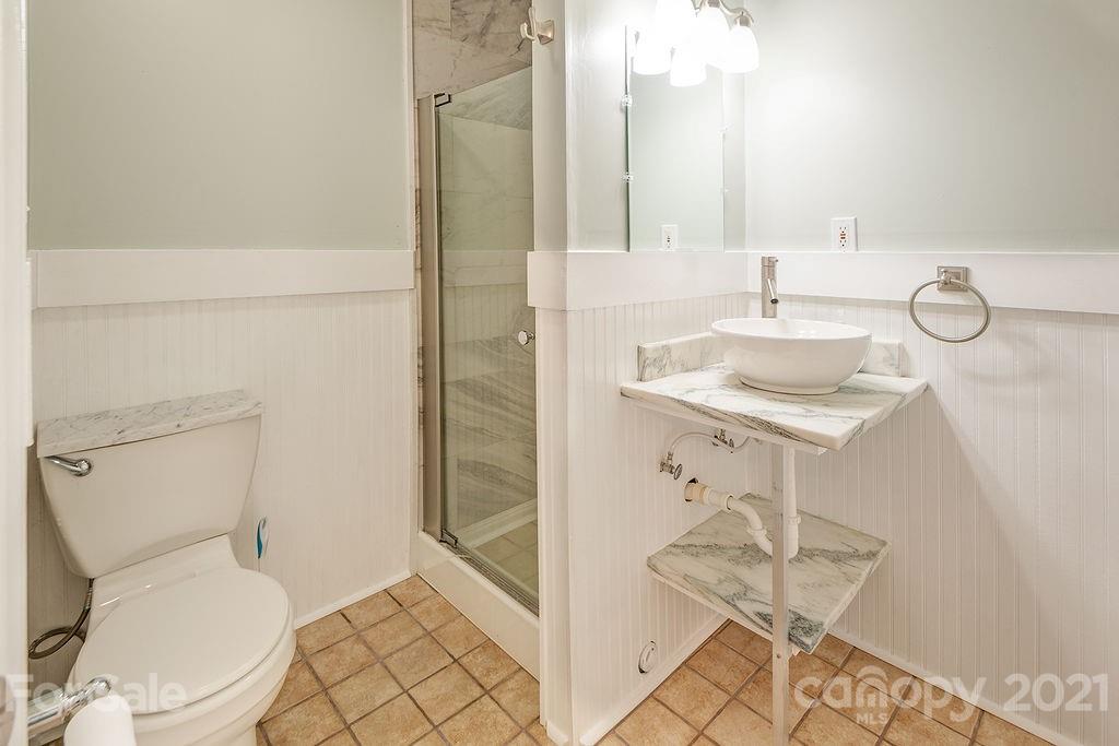 4 W Ridgeway Drive Weaverville NC 28787
