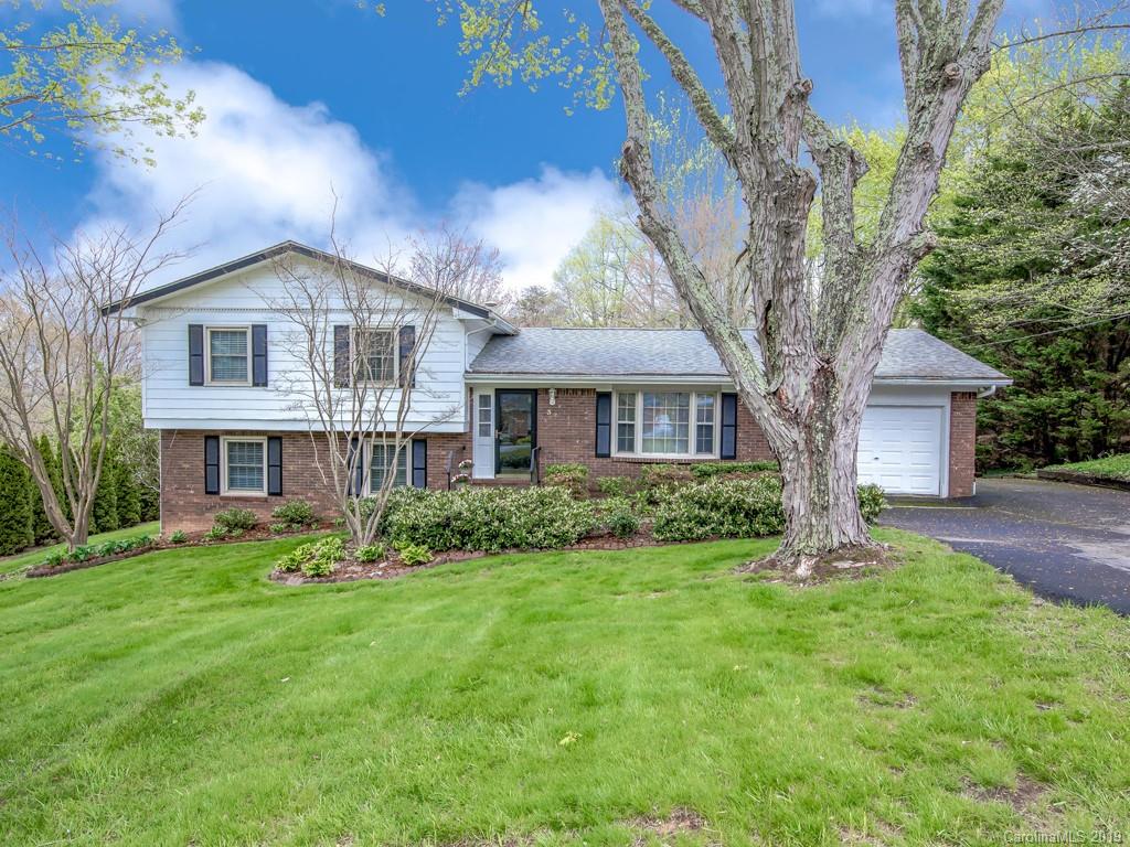 3 Wondu View Court Asheville NC 28806