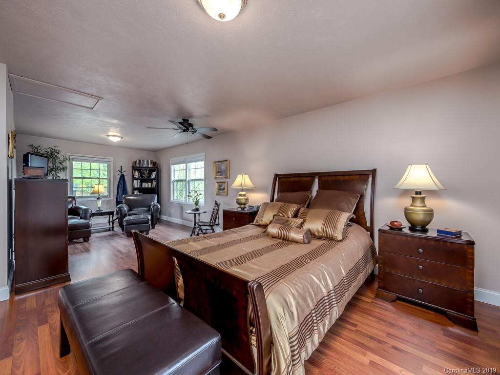 3 Wondu View Court Asheville NC 28806