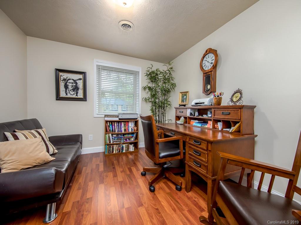 3 Wondu View Court Asheville NC 28806