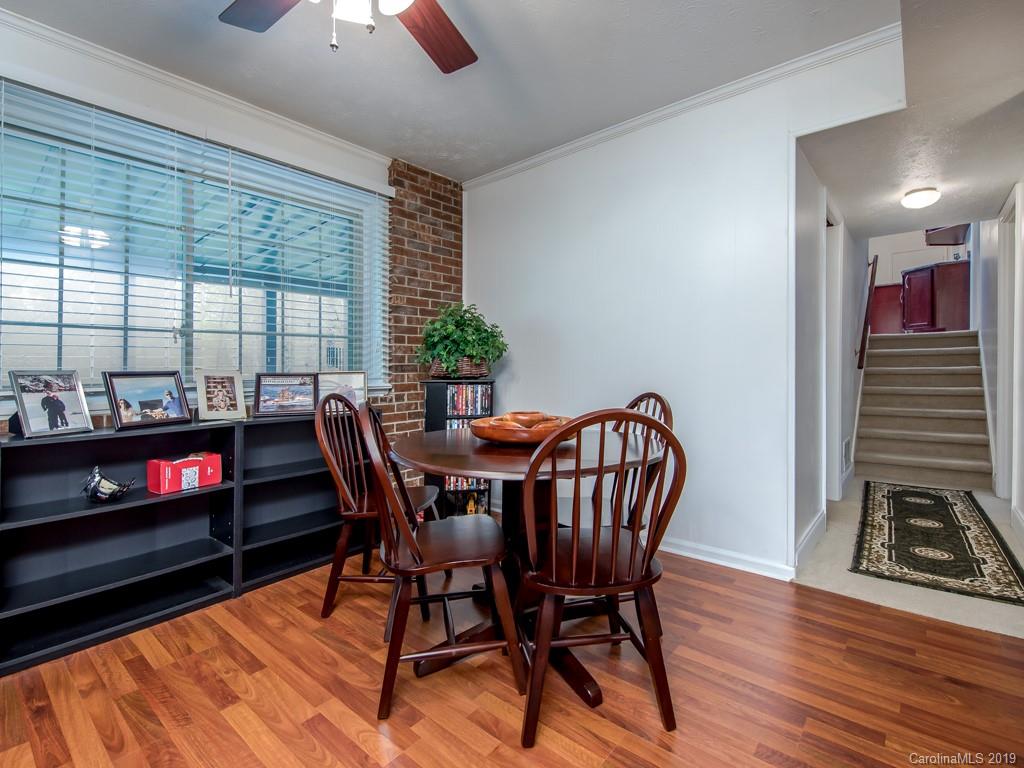 3 Wondu View Court Asheville NC 28806