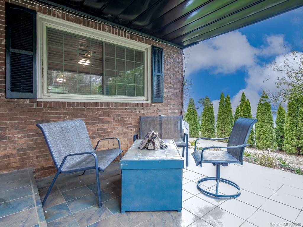 3 Wondu View Court Asheville NC 28806