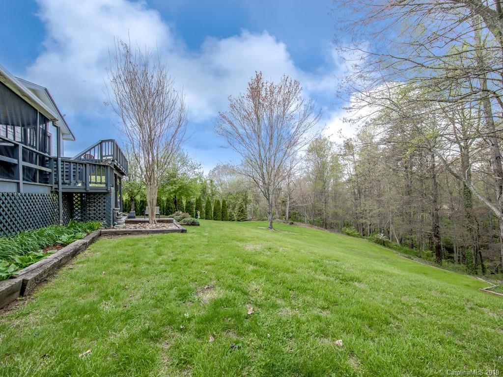 3 Wondu View Court Asheville NC 28806