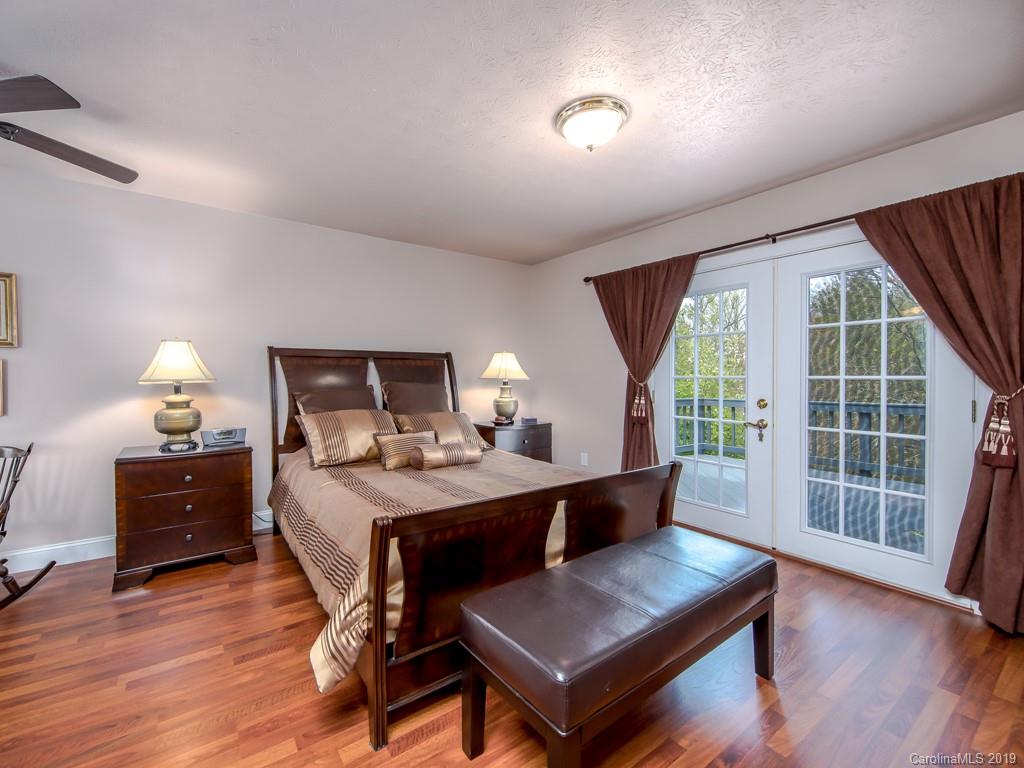3 Wondu View Court Asheville NC 28806