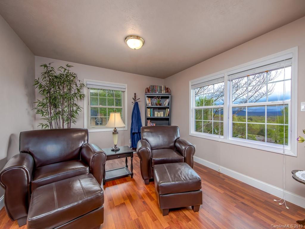 3 Wondu View Court Asheville NC 28806