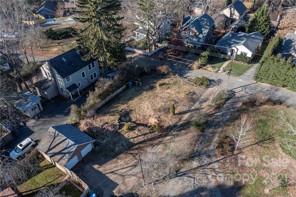 30 Buckingham Court Asheville NC 28803