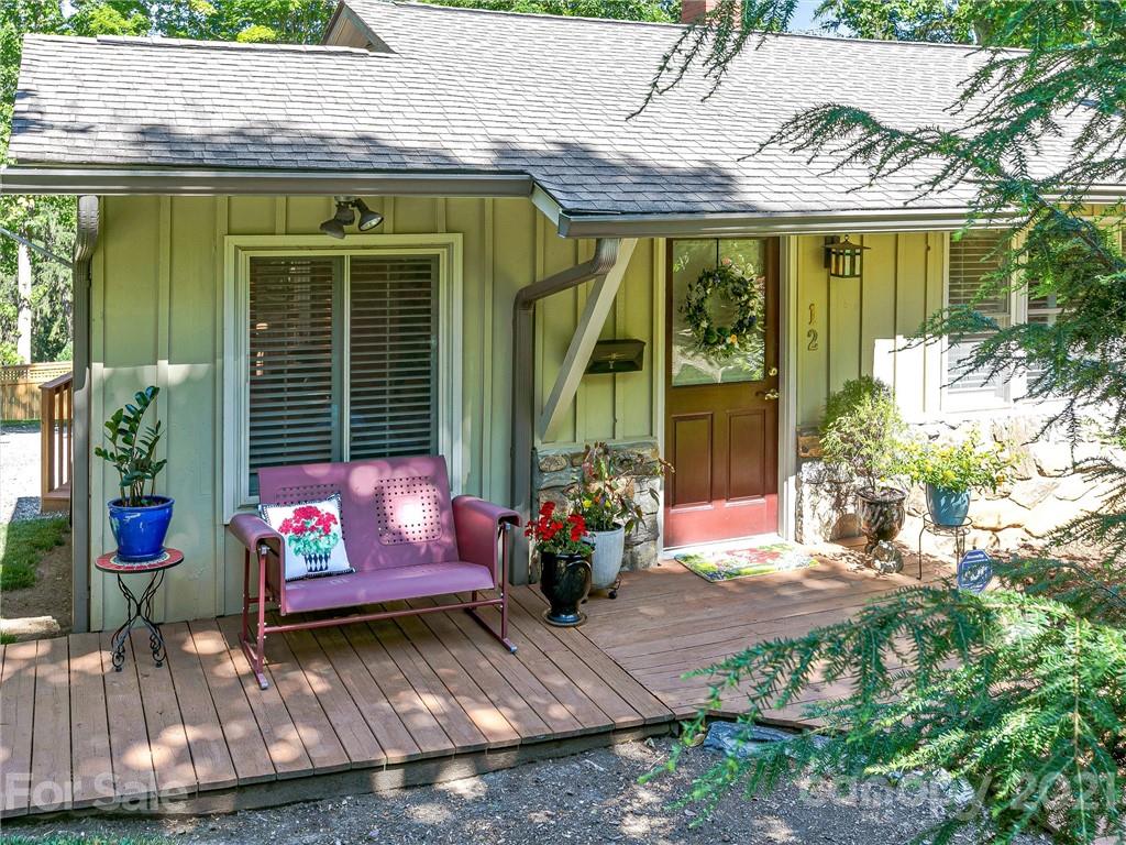 12 Von Ruck Court Asheville NC 28801