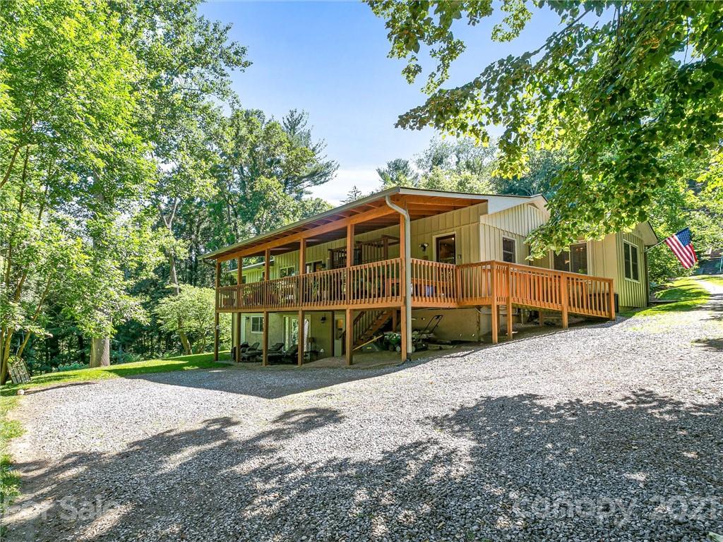 12 Von Ruck Court Asheville NC 28801