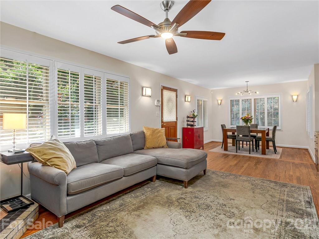 12 Von Ruck Court Asheville NC 28801