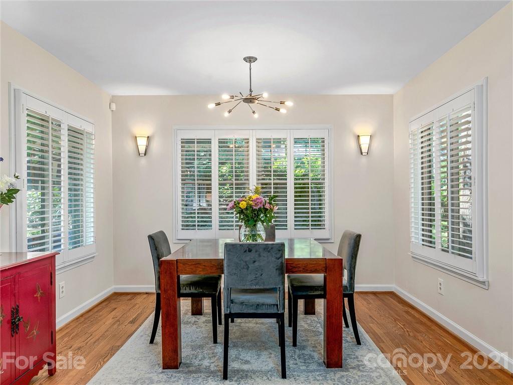 12 Von Ruck Court Asheville NC 28801