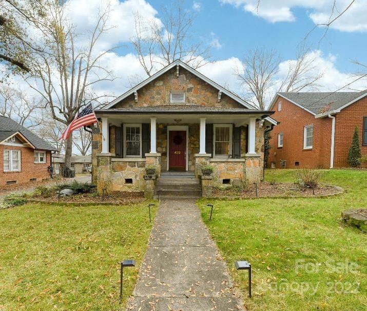 422 4th Street NW Hickory NC 28601